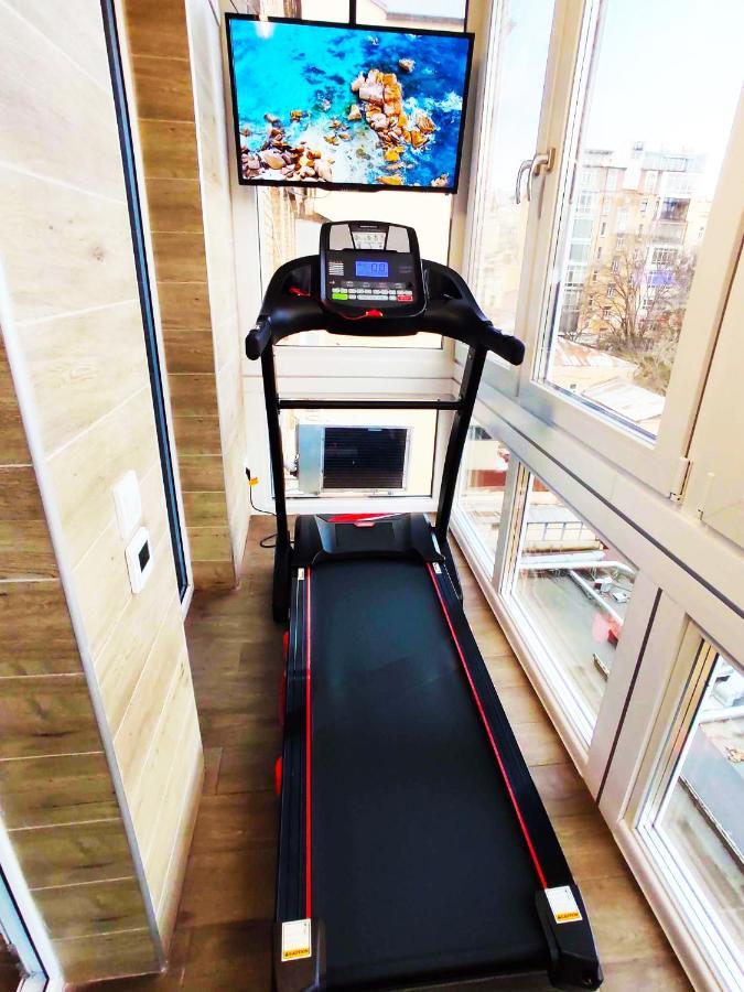Sauna, Big Jacuzzi , Khreshchatyk Apartments Kiev Dış mekan fotoğraf