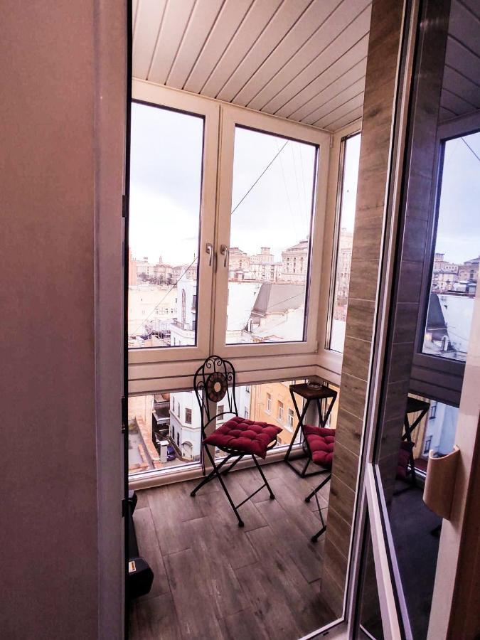 Sauna, Big Jacuzzi , Khreshchatyk Apartments Kiev Dış mekan fotoğraf