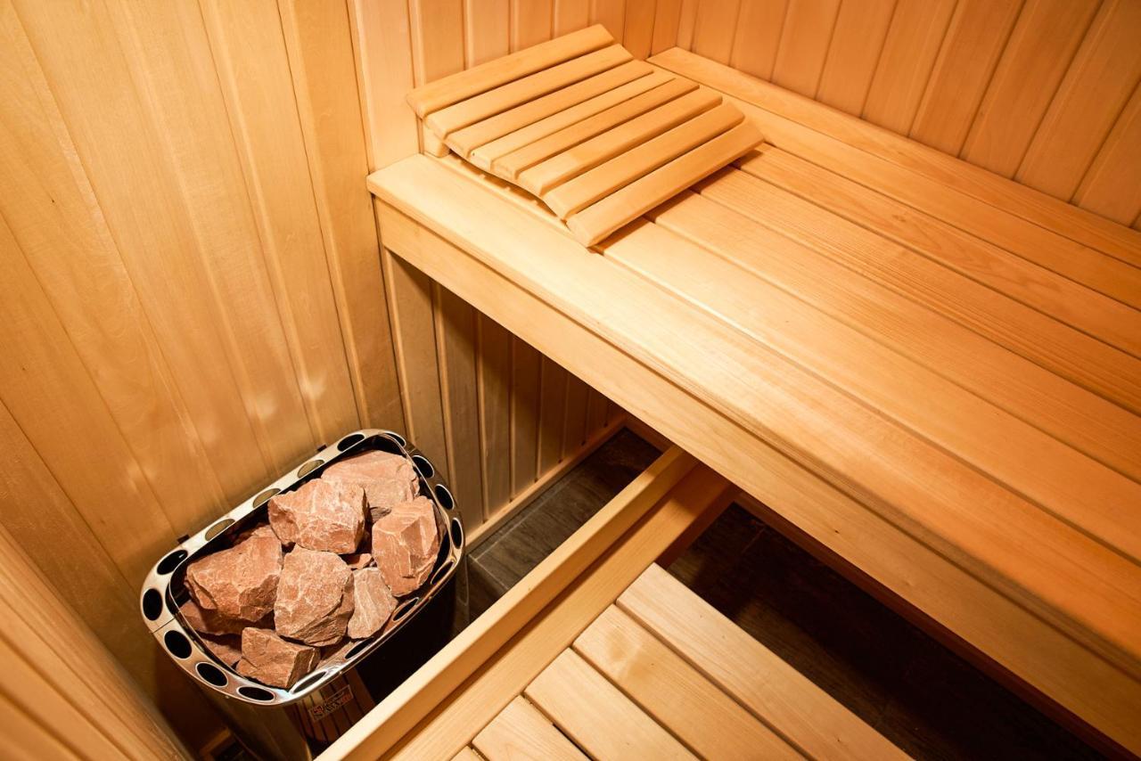 Sauna, Big Jacuzzi , Khreshchatyk Apartments Kiev Dış mekan fotoğraf