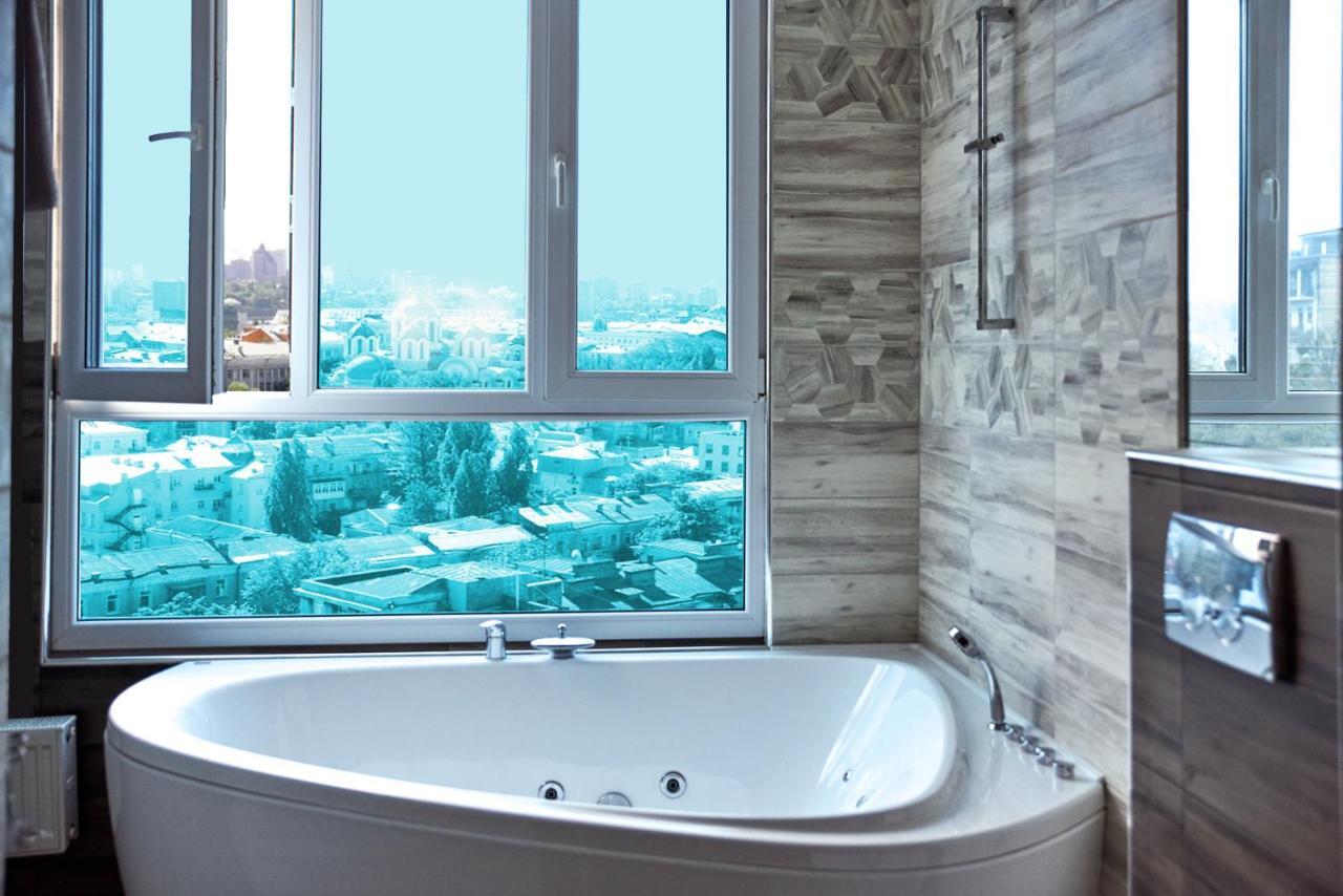 Sauna, Big Jacuzzi , Khreshchatyk Apartments Kiev Dış mekan fotoğraf