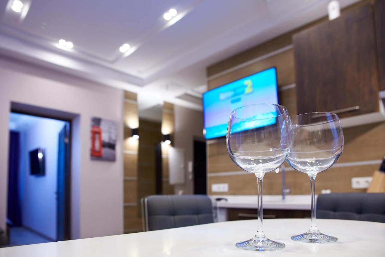 Sauna, Big Jacuzzi , Khreshchatyk Apartments Kiev Dış mekan fotoğraf